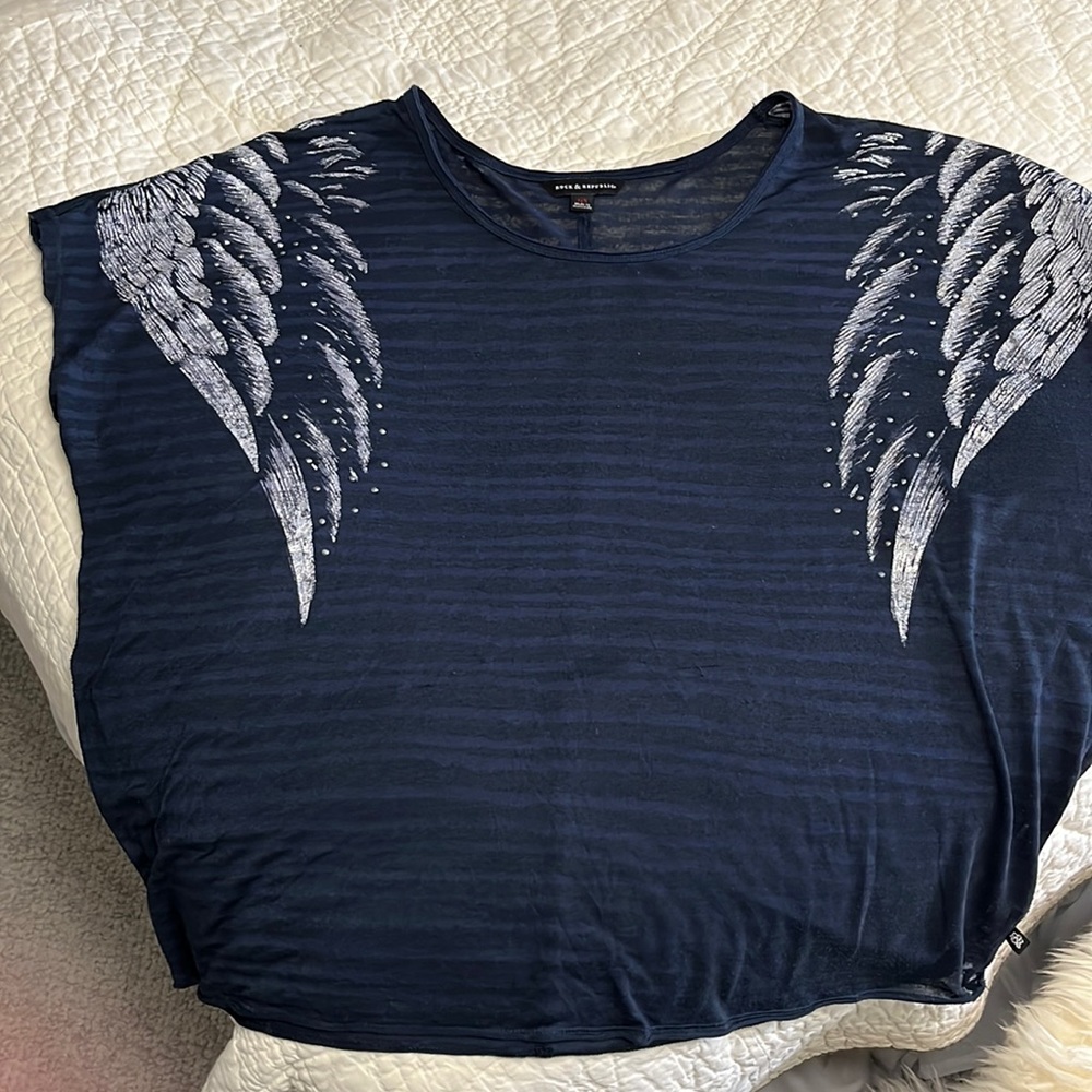 Rock & Republica tshirt. Blue & white. Sz 0X. EUC